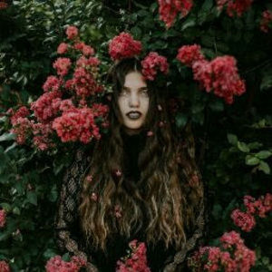 Meet your Posher, Lorianne